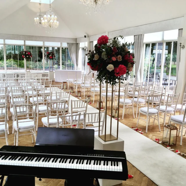 Set up for wedding ceremony and drinks reception at the splendid Carlowrie Castle @carlowrie_castle @carlowriegroup @carlowrie_club  @carlow#carlowriecastle #wedding #weddingpianist #weddingmusic #piano #edinburgh