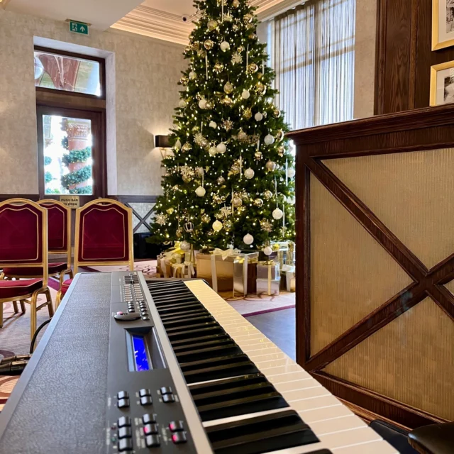 A festive wedding at the resplendent @boclairhousehotel , Bearsden #boclairhouse #boclairhousewedding #ceremonymusic #corporateentertainment #glasgowpianist #glasgowpiano #glasgowwedding
#musician #pianist #pianistglasgow #pianistscotland #pianistwedding #pianoglasgow #pianoscotland #pianovocal #scottishwedding #scottishweddingpianist #wedding #weddinginscotland #weddingmusic #weddingpianoscotland #weddingpianouk #weddings #weddingscotland #weddingsscotland #weddingvenue #yamahapiano