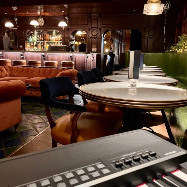 December gigs, including Christmas Day, at the very stylish Rusacks @18standrews '18' Bar & Restaurant. Beautiful surroundings and charming staff. Golf and Beach Views from the terrace, which runs the length of the bar and dining area. #rusackshotel #rusackshotelstandrews #rusacks #18standrews #standrews #corporateentertainment #edinburghpianist
#edinburghwedding #fifepianist #standrewspiano #standrewswedding
#musician #pianist #pianiststandrews #pianistfife #pianofife #pianoglasgow #pianoscotland #pianovocal #scottishwedding #scottishweddingpianist #wedding #yamahapiano