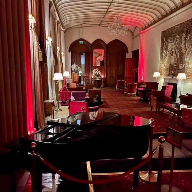 Playing and singing in the magnificent surrounds of @marhallhotel @marhallweddings #marhall #marhallwedding 
#ceremonymusic #corporateentertainment #renfrewshirepianist
#renfrewshirewedding #glasgowpianist #glasgowpiano #glasgowwedding
#musician #pianist #pianistglasgow #pianistscotland #pianistwedding #pianoedinburgh #pianoglasgow #pianoscotland #scottishwedding #scottishweddingpianist #wedding #weddinginscotland #weddingmusic #weddingpianoscotland #weddings #weddingscotland #weddingsscotland #weddingvenue