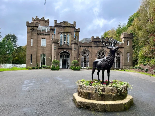 Debut gig at the Staggeringly Beautiful @drumtochtycastle, Laurencekirk, Aberdeenshire. #drumtochtycastle #drumtochtywedding #drumtochtycastlewedding  #musician #pianist #pianistaberdeen #pianistscotland #pianistwedding #pianistaberdeenshire #aberdeenshirewedding #aberdeenwedding #pianoglasgow #pianoscotland #pianovocal