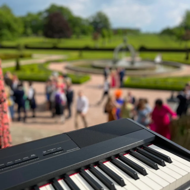 A sunny wedding day at the magnificent Dumfries House. Playing for wedding ceremony in the Tapestry Room, then drinks reception outside, set up on the entrance steps @dumfrieshouse  #dumfrieshouse #dumfrieshousewedding #ayrshire #ayrshirewedding #ceremonymusic #grotriansteinweg #nationaltrustofscotland #corporateentertainment
#glasgowpianist #glasgowpiano #glasgowwedding
#musician #pianist #pianistglasgow #pianistscotland #pianistwedding #pianoglasgow #pianoscotland