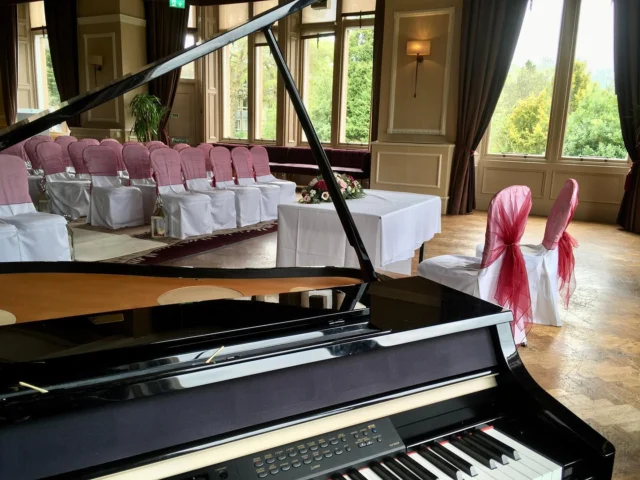Upstairs & Downstairs at the ever elegant Dunblane Hydro @doubletreedunblane @doubletree_dunblane @dunblanehydro #dunblanehydro #dunblanewedding #stirlingwedding #glasgowwedding #edinburghwedding #weddingpianistscotland #scottishweddingpianist #corporateentertainment #pianistscotland #glasgowpiano #pianistwedding #pianistglasgow #pianoglasgow #pianoedinburgh #pianoscotland