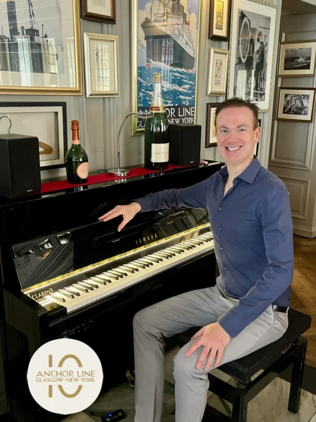 Gigs @ The Anchor Line @theanchorline , April 🎹  Thursday: 2, 9, 16, 23, 30: 5-7pm
Friday: 3, 10, 17, 24: 5-7pm
Saturday: 4, 11, 18, 25: 2-5pm
Sunday: 5, 19, 26: 2-5pm  #anchorline #glasgow #pianobar #scottishpianist scottishweddingpianist